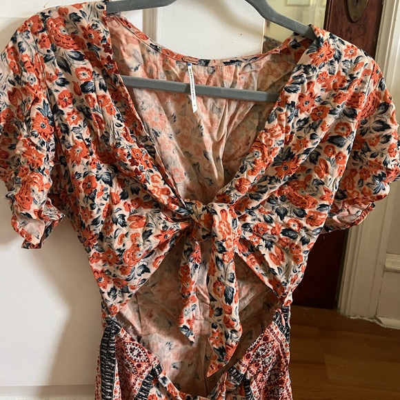 Free People Surf Date Cut Out Floral Romper 10 - Picture 3 of 8